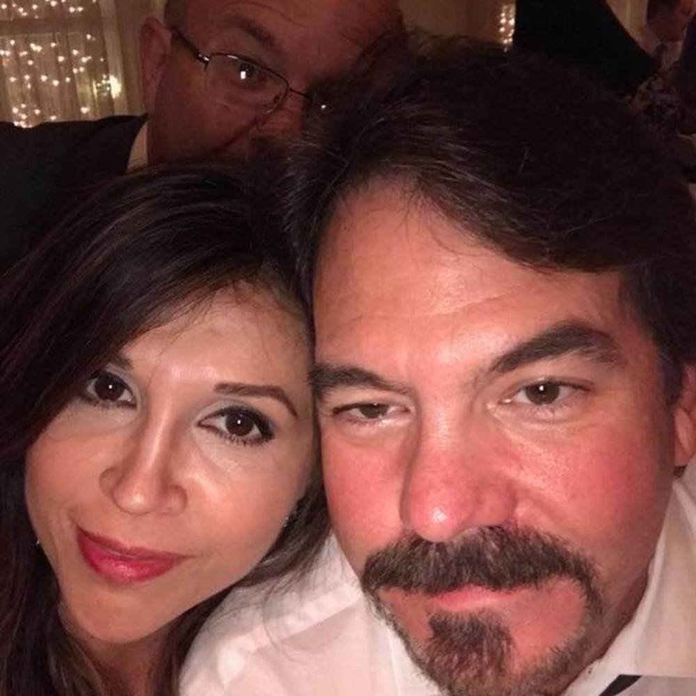 Meet your Posher, Rosela